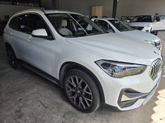BMW X1 2.0 16V TURBO ACTIVEFLEX SDRIVE20I X-LINE PLUS 4P AUTOMÁTICO BMW X1 2.0 16V TURBO ACTIVEFLEX SDRIVE20I X-LINE PLUS 4P AUTOMÁTICO